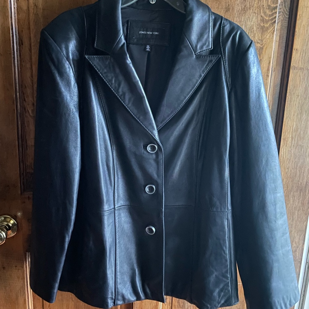 Jones New York black genuine leather jacket Size 3x
